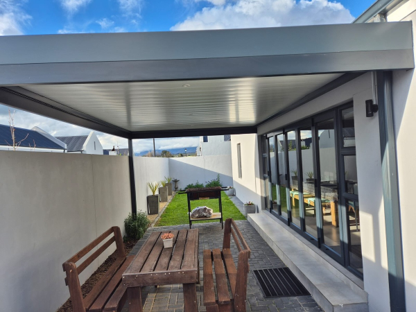 Awnings Cape Town - How to Choose for Microclimate